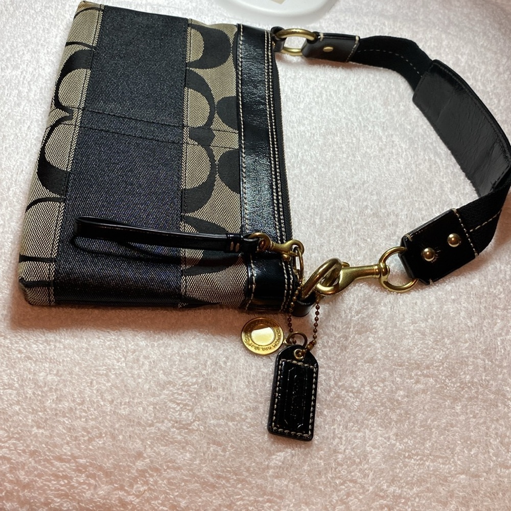 Coach Black and Gray Mini Bag with adjustable strap closure - Picture 12 of 13